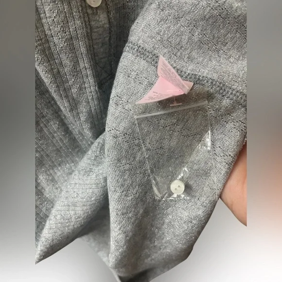 NWT Victoria’s Secret grey glittery long sleeve Henley top Size Medium. #10269 - Picture 3 of 7